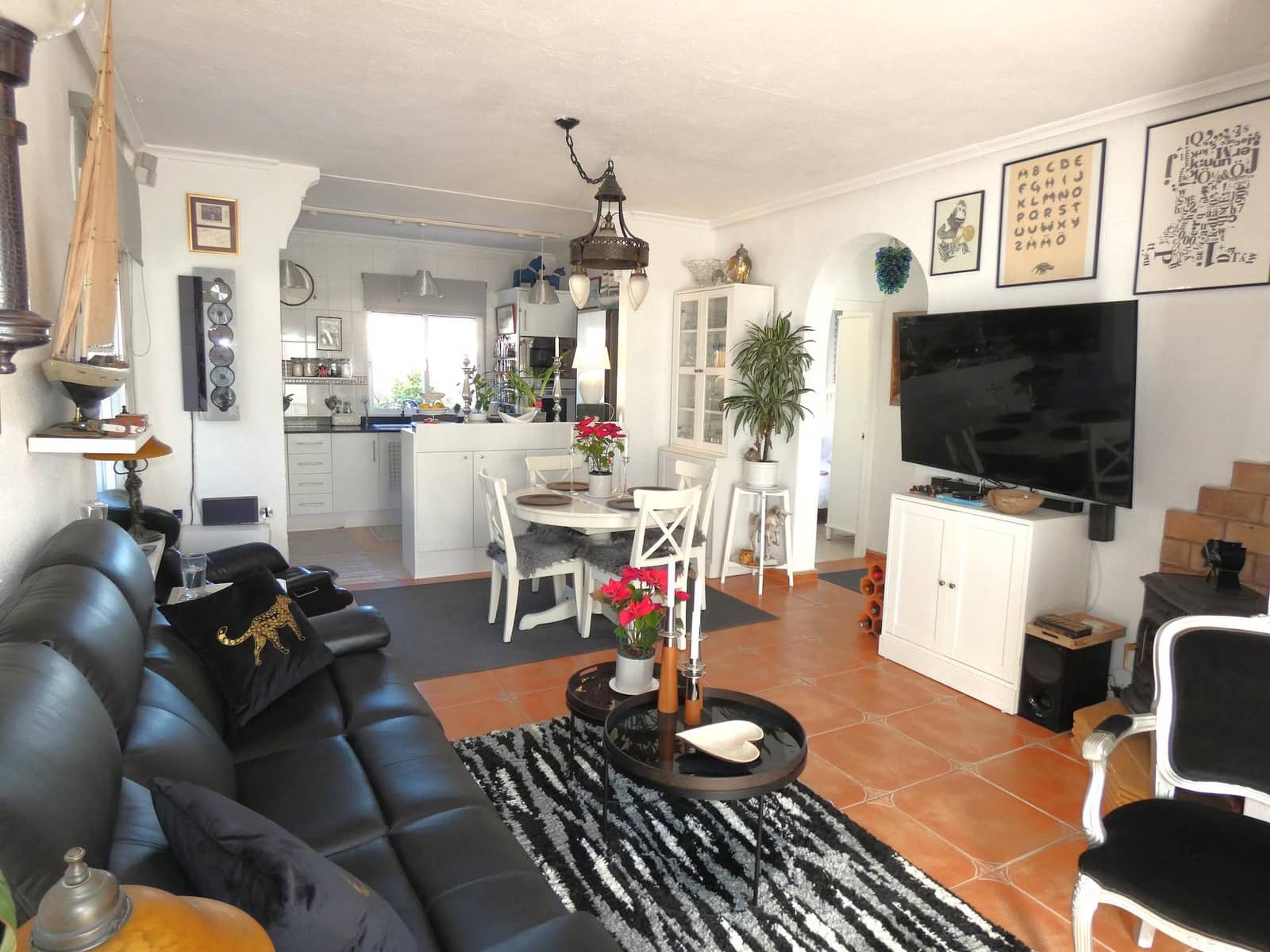 2 chambre Villa/Maison à vendre à Torrevieja avec piscine - 265 000 € (Ref: 9799477)