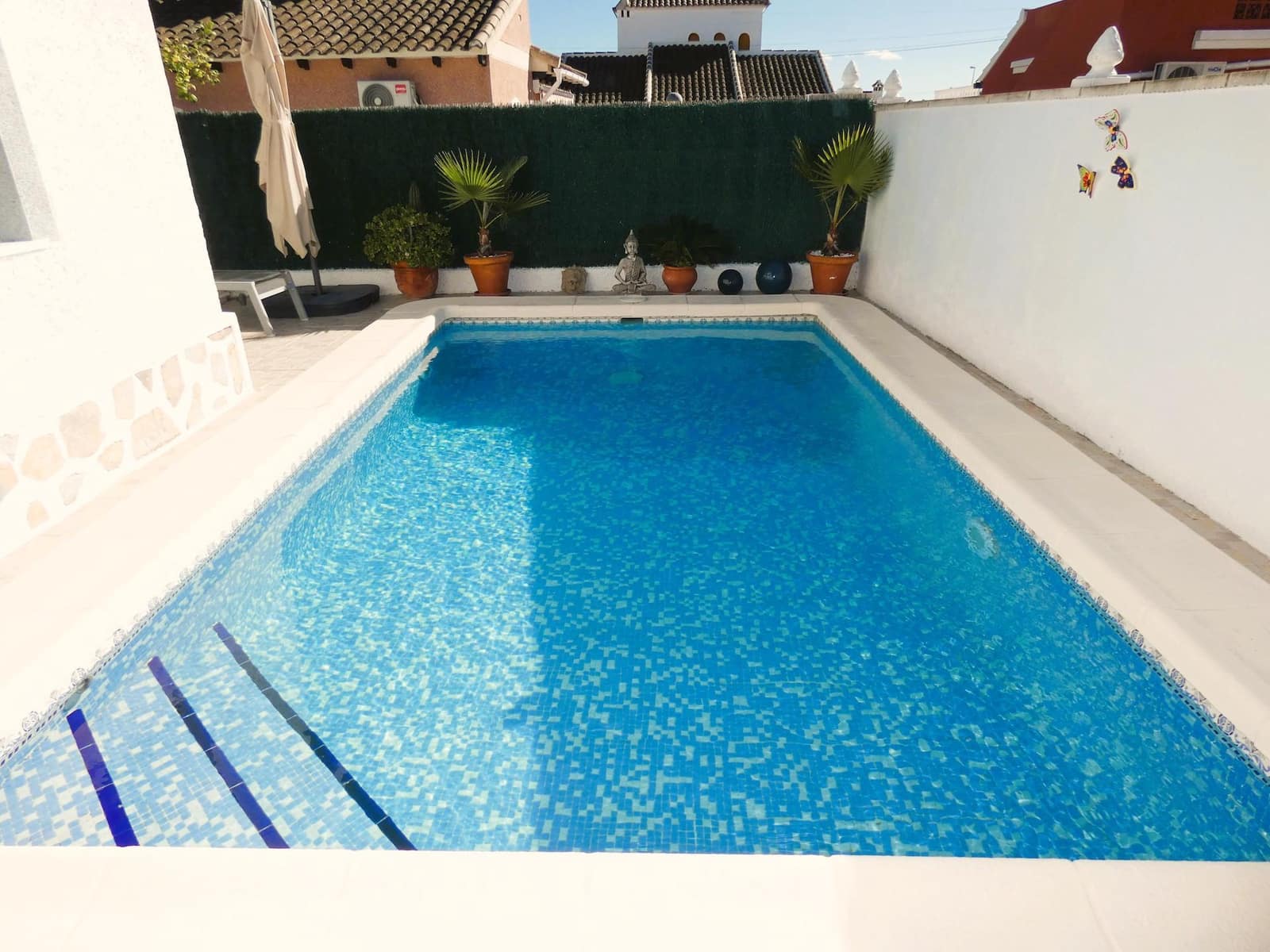 2 chambre Villa/Maison à vendre à Torrevieja avec piscine - 265 000 € (Ref: 9799477)