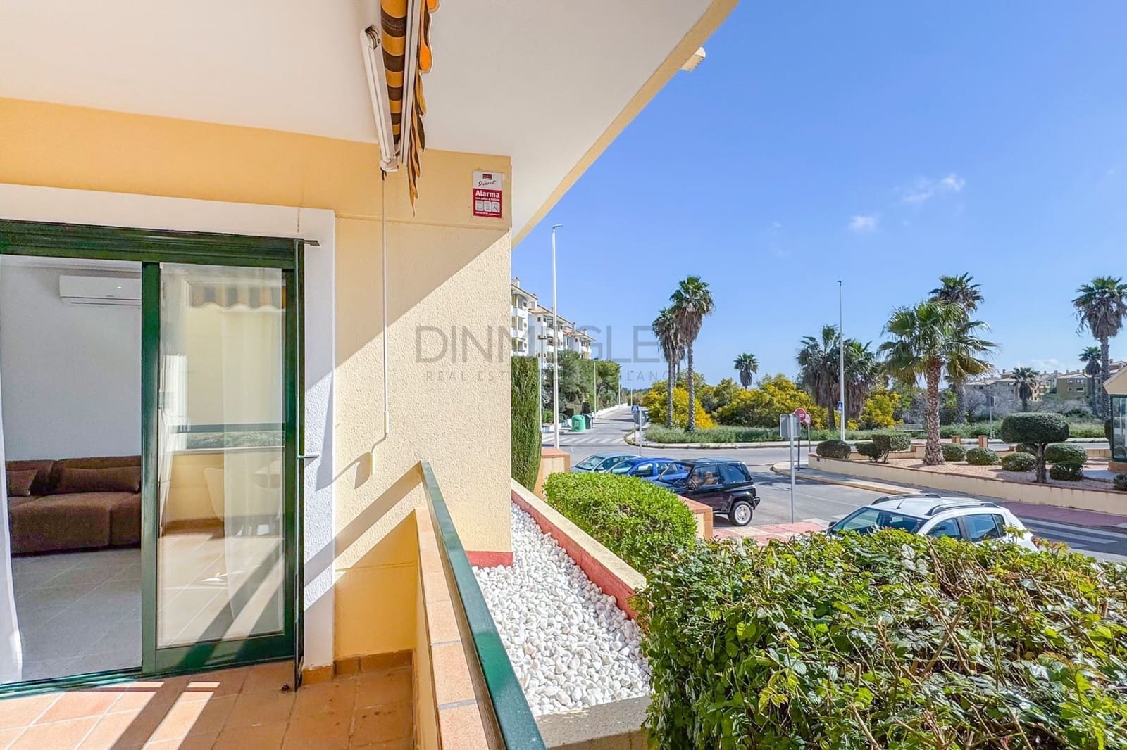 Apartamento de 2 habitaciones en Torrevieja en venta con piscina - 249.000 € (Ref: 9799478)
