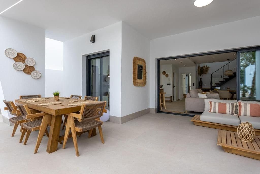 3 Zimmer Villa zu verkaufen in Daya Nueva mit Pool Garage - 429.000 € (Ref: 9846630)