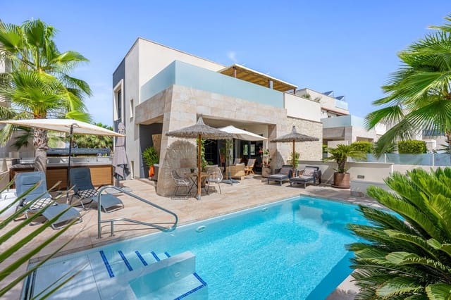 3 Zimmer Villa zu verkaufen in Benijófar mit Pool Garage - 699.000 € (Ref: 9934385)