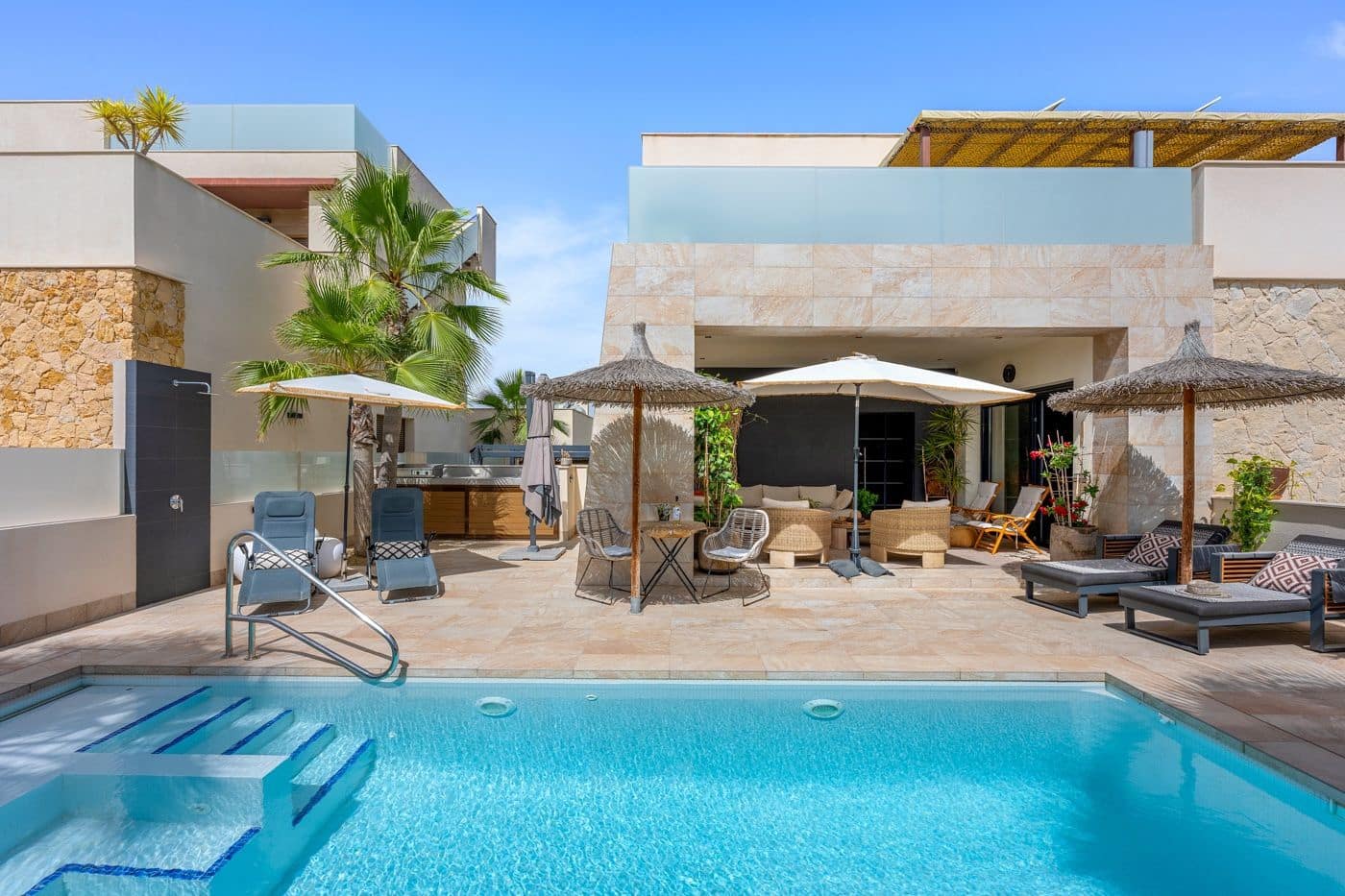 3 quarto Moradia para venda em Benijofar com piscina garagem - 699 000 € (Ref: 9934385)