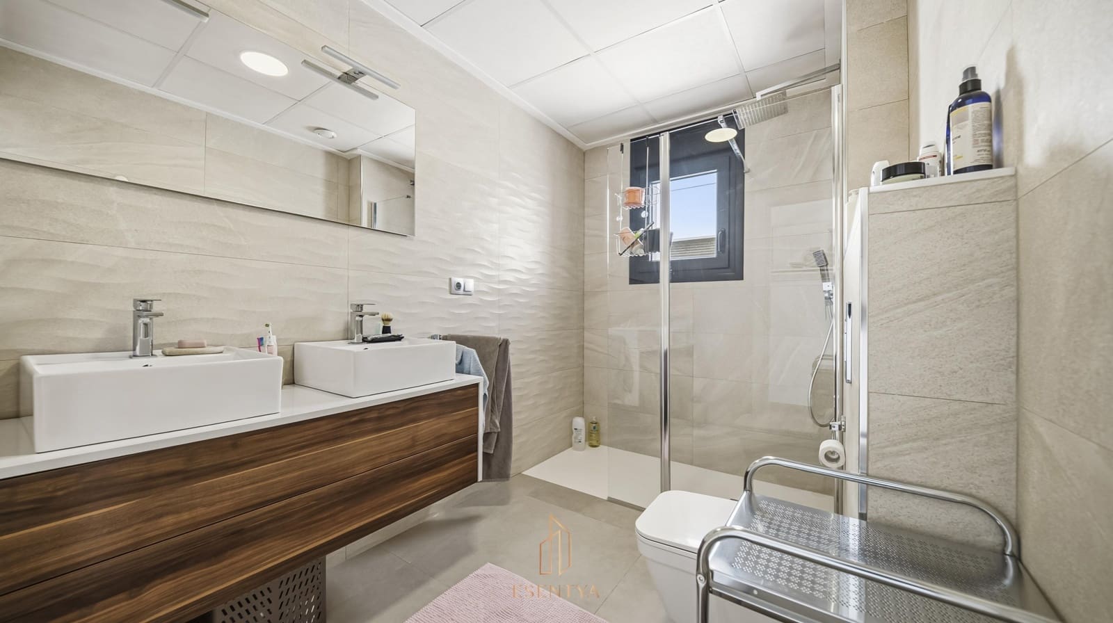 Chalet de 3 habitaciones en Daya Vieja en venta con piscina garaje - 375.000 € (Ref: 9934386)