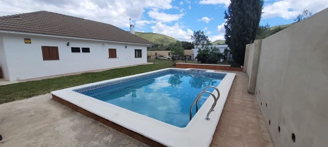 4 quarto Moradia para venda em Macastre com piscina garagem - 165 000 € (Ref: 10074608)
