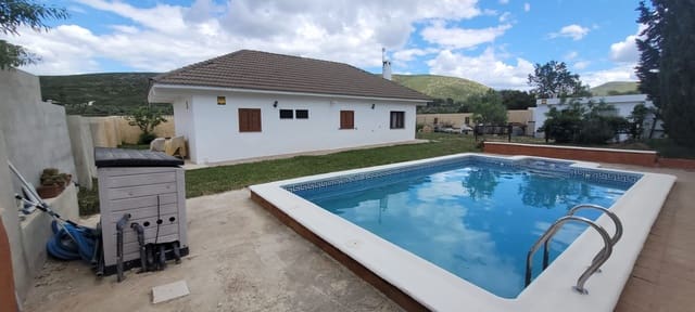 4 quarto Moradia para venda em Macastre com piscina garagem - 165 000 € (Ref: 10074608)