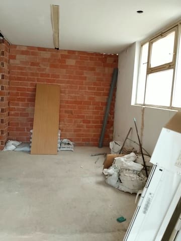 1 bedroom Commercial for sale in Benetússer - € 120,000 (Ref: 10080028)