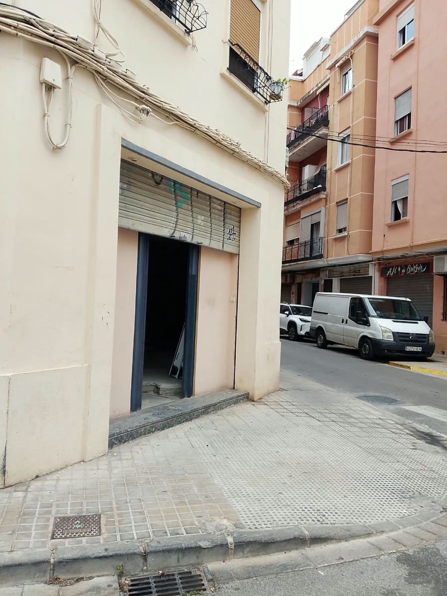 1 bedroom Commercial for sale in Benetusser - € 120,000 (Ref: 10080028)