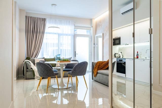 Apartment zu verkaufen in València Stadt - 350.000 € (Ref: 9202871)