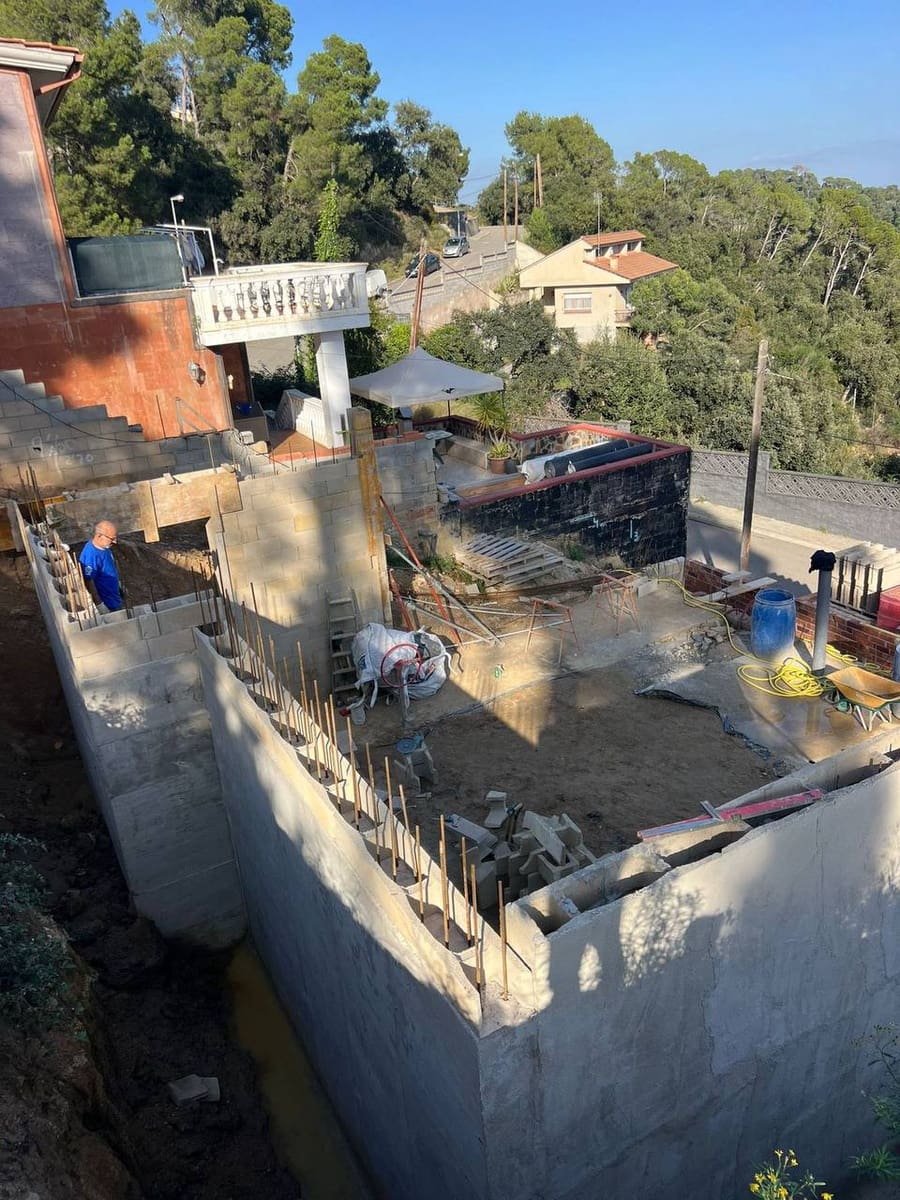 Villa for sale in Palafolls - € 550,000 (Ref: 9267559)