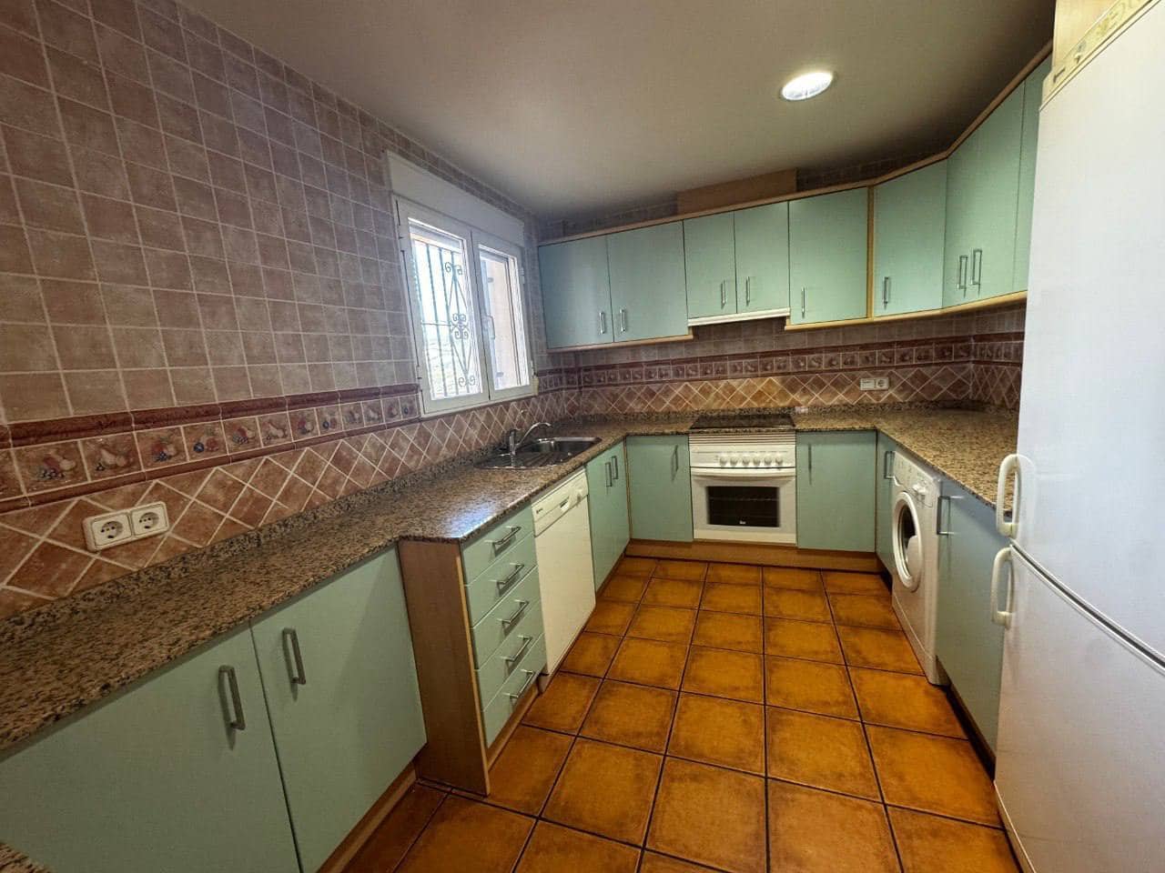 Chalet de 5 habitaciones en Muchamiel / Mutxamel en venta con piscina garaje - 450.000 € (Ref: 9315183)