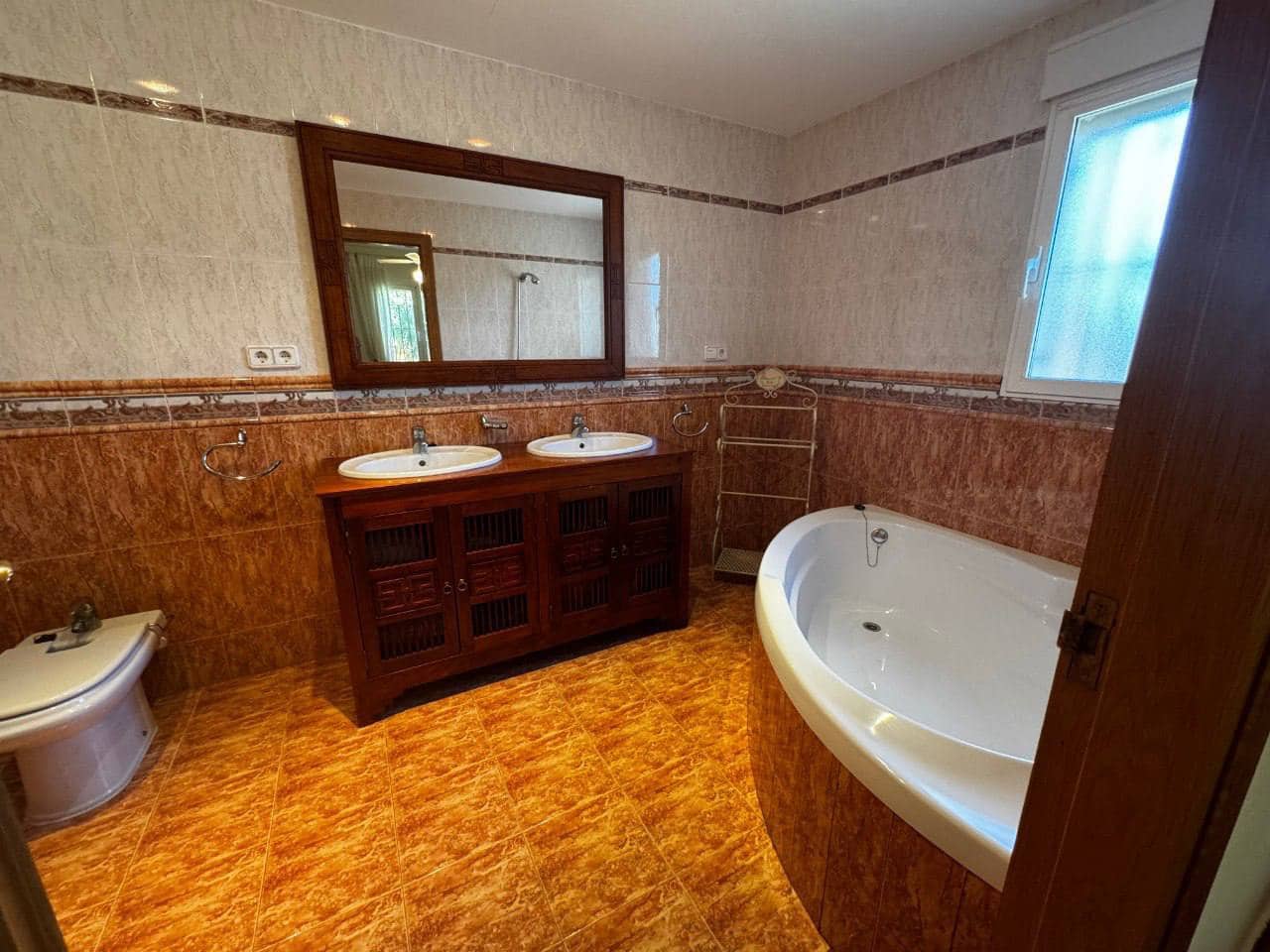 Chalet de 5 habitaciones en Muchamiel / Mutxamel en venta con piscina garaje - 450.000 € (Ref: 9315183)