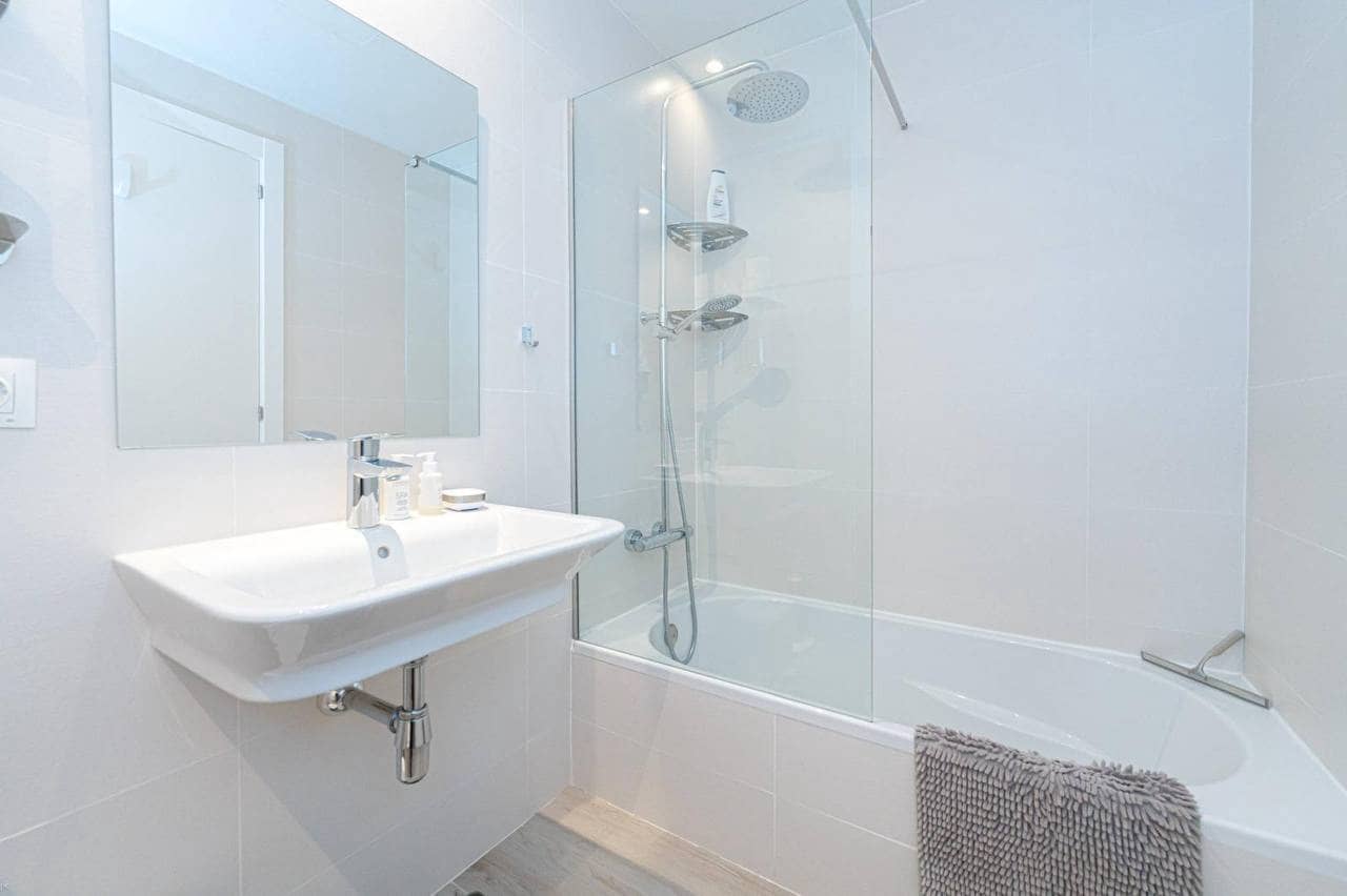 2 bedroom Apartment for sale in Denia with pool garage - € 430,000 (Ref: 9319885)