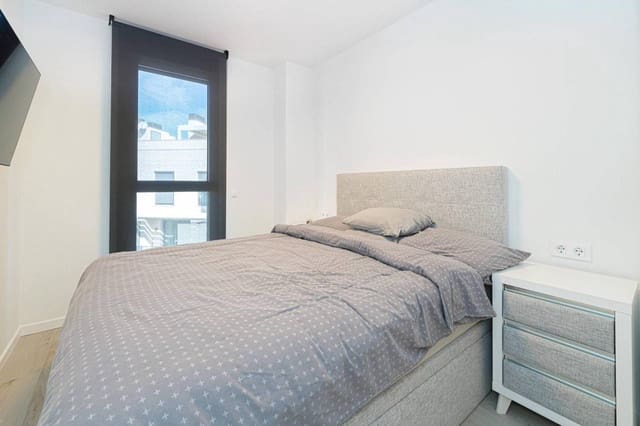 Apartamento de 2 habitaciones en Dénia en venta con piscina garaje - 430.000 € (Ref: 9319885)