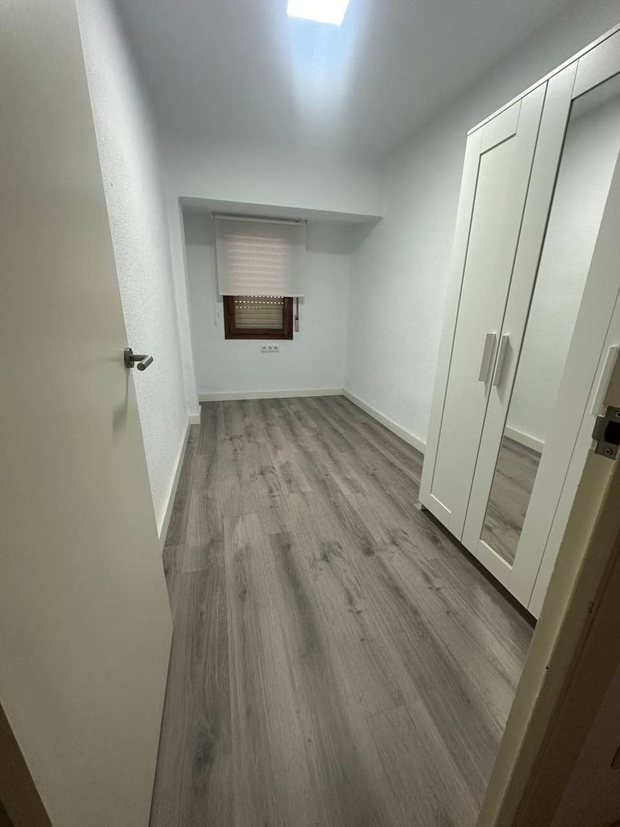 3 slaapkamer Appartement te koop in Castello de la Plana - € 164.900 (Ref: 9345649)