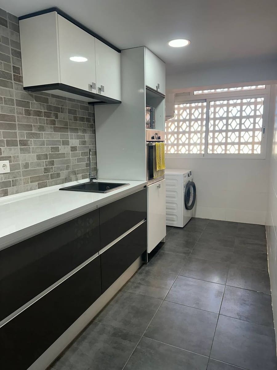 3 slaapkamer Appartement te koop in Castello de la Plana - € 164.900 (Ref: 9345649)