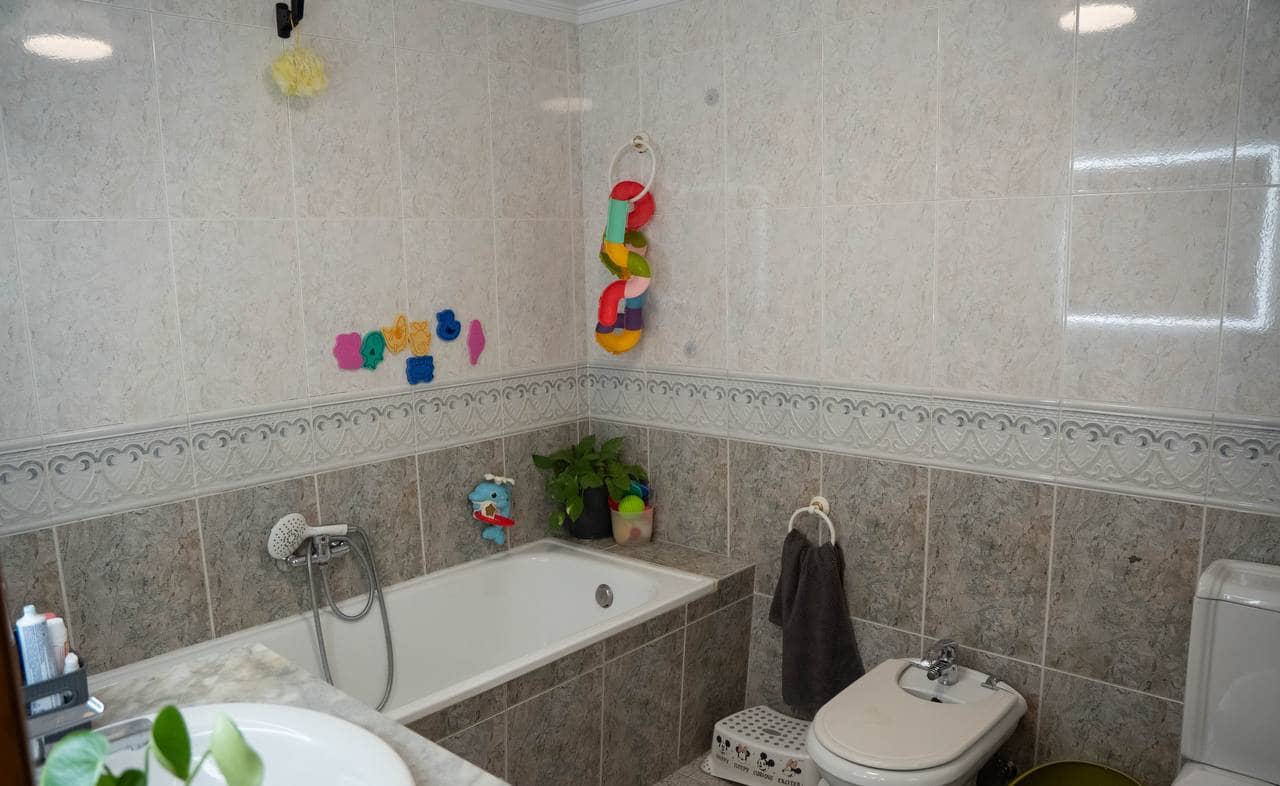 4 slaapkamer Appartement te koop in Torrent - € 280.000 (Ref: 9361793)