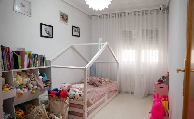 4 slaapkamer Appartement te koop in Torrent - € 280.000 (Ref: 9361793)