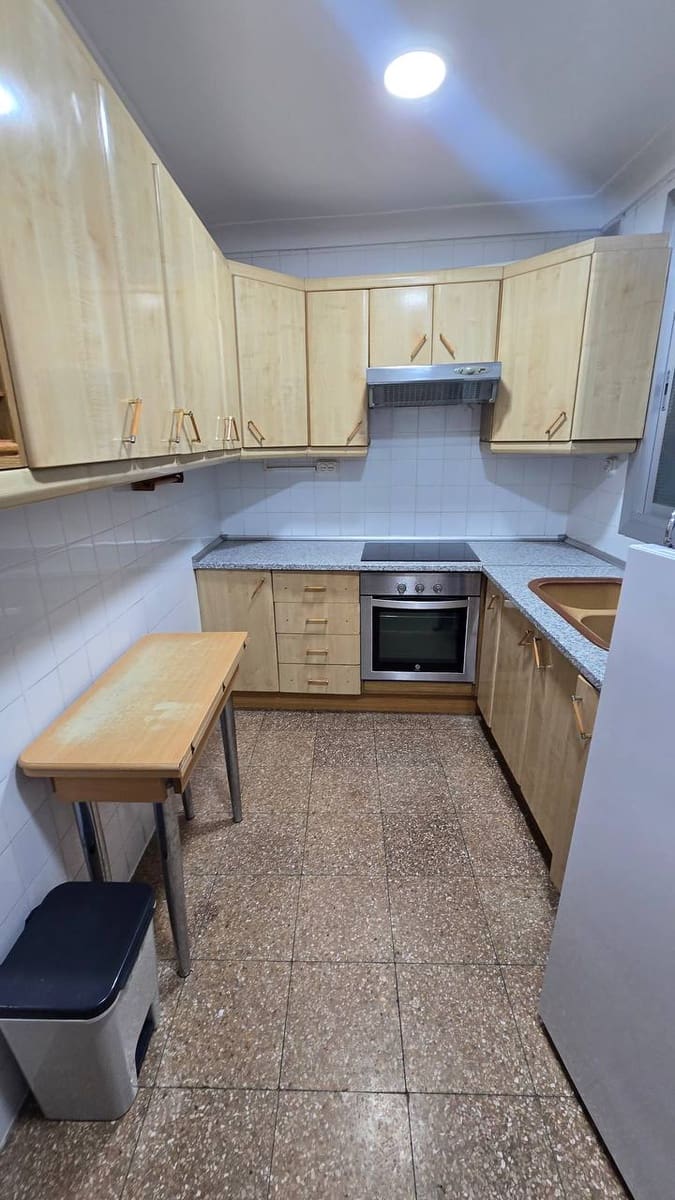 3 bedroom Apartment for sale in Valencia city - € 210,000 (Ref: 9400314)