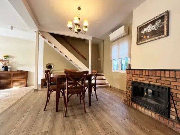 5 soverom Villa til salgs i Alzira med svømmebasseng garasje - € 385 000 (Ref: 9402479)