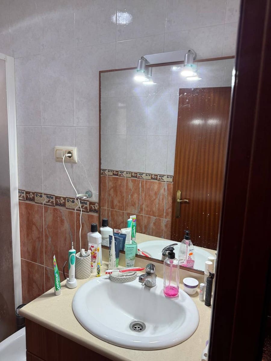 2 makuuhuone Huoneisto myytävänä paikassa Valencia kaupunki - 125 000 € (Ref: 9816257)