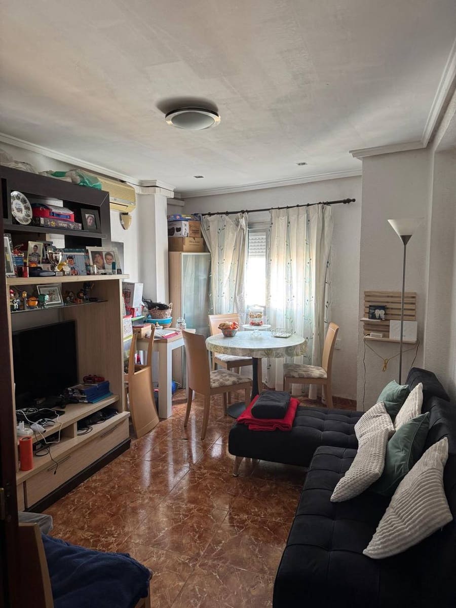 2 makuuhuone Huoneisto myytävänä paikassa Valencia kaupunki - 125 000 € (Ref: 9816257)