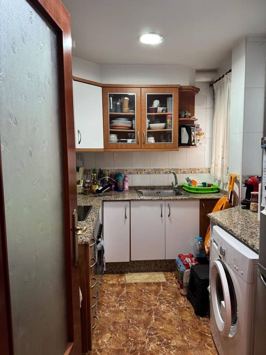 2 makuuhuone Huoneisto myytävänä paikassa Valencia kaupunki - 125 000 € (Ref: 9816257)