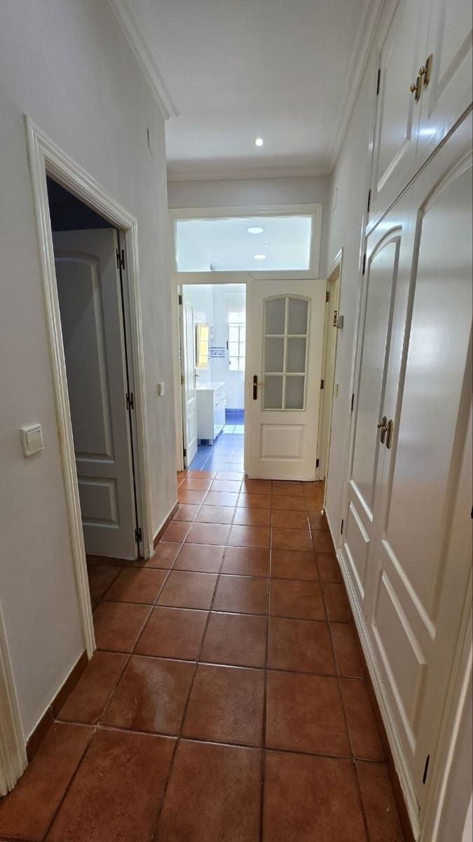 2 bedroom Apartment for rent in Valencia city - € 1,600 (Ref: 9854329)