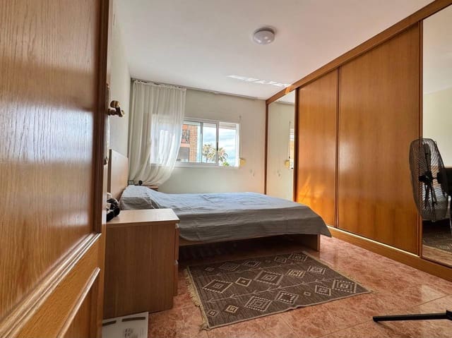Apartamento de 3 habitaciones en València ciudad en venta - 145.000 € (Ref: 9938603)