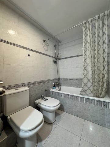 Apartamento de 3 habitaciones en València ciudad en venta - 145.000 € (Ref: 9938603)