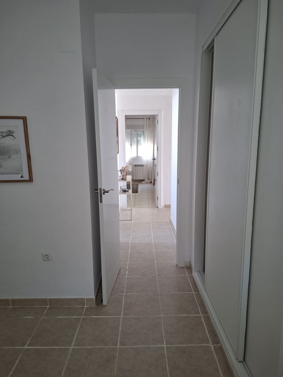 4 sypialnia Willa na sprzedaż w L'Eliana z basenem garażem - 590 000 € (Ref: 9941494)