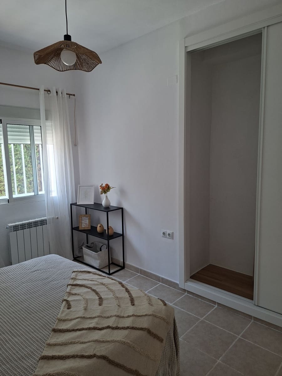 4 sypialnia Willa na sprzedaż w L'Eliana z basenem garażem - 590 000 € (Ref: 9941494)