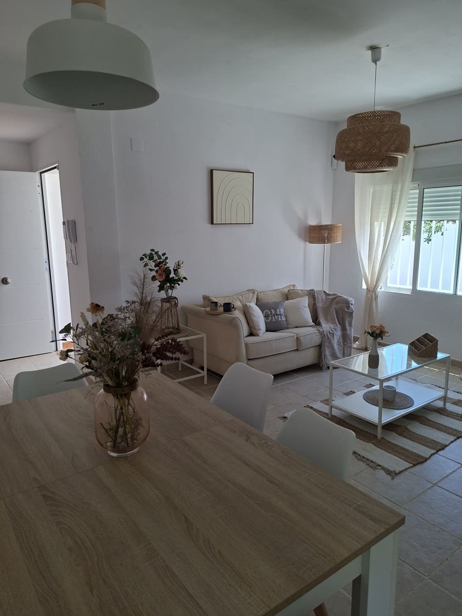 4 sypialnia Willa na sprzedaż w L'Eliana z basenem garażem - 590 000 € (Ref: 9941494)
