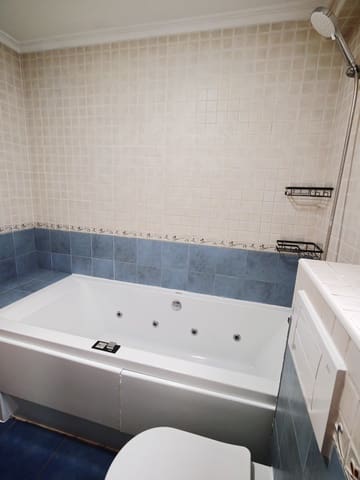 Appartement de 3 chambres à louer à Benicalap, Valence ville - 1 200 € (Ref: 9948505)