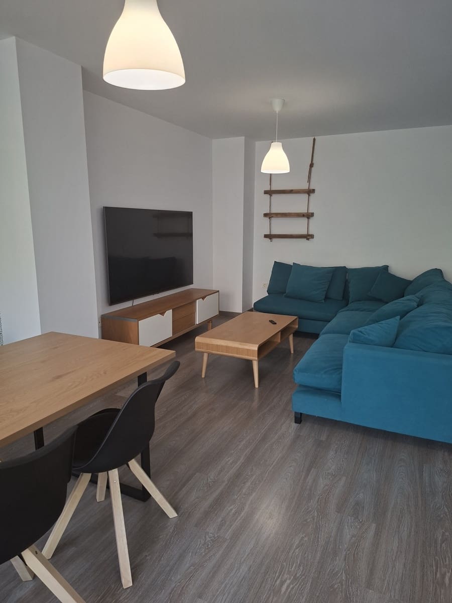3 slaapkamer Appartement te huur in Valencia stad met garage - € 3.000 (Ref: 9970894)