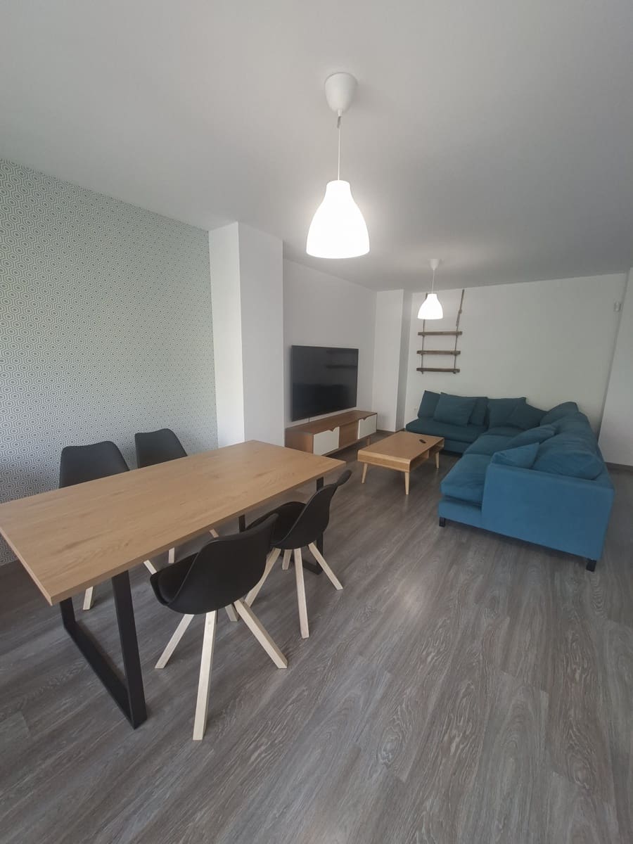 3 slaapkamer Appartement te huur in Valencia stad met garage - € 3.000 (Ref: 9970894)