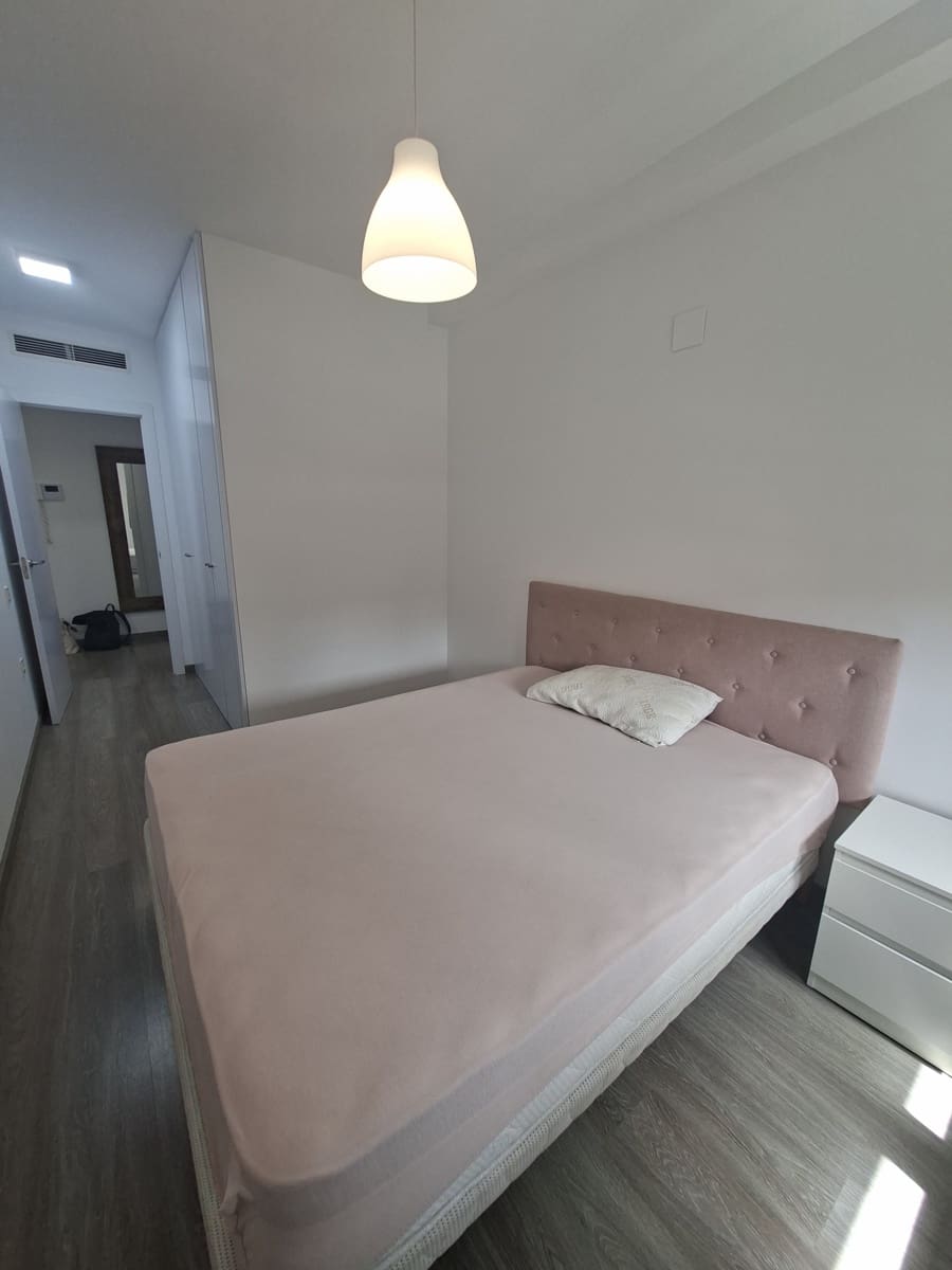 3 slaapkamer Appartement te huur in Valencia stad met garage - € 3.000 (Ref: 9970894)