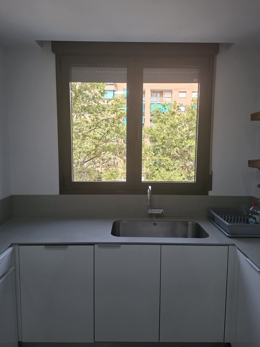 3 slaapkamer Appartement te huur in Valencia stad met garage - € 3.000 (Ref: 9970894)