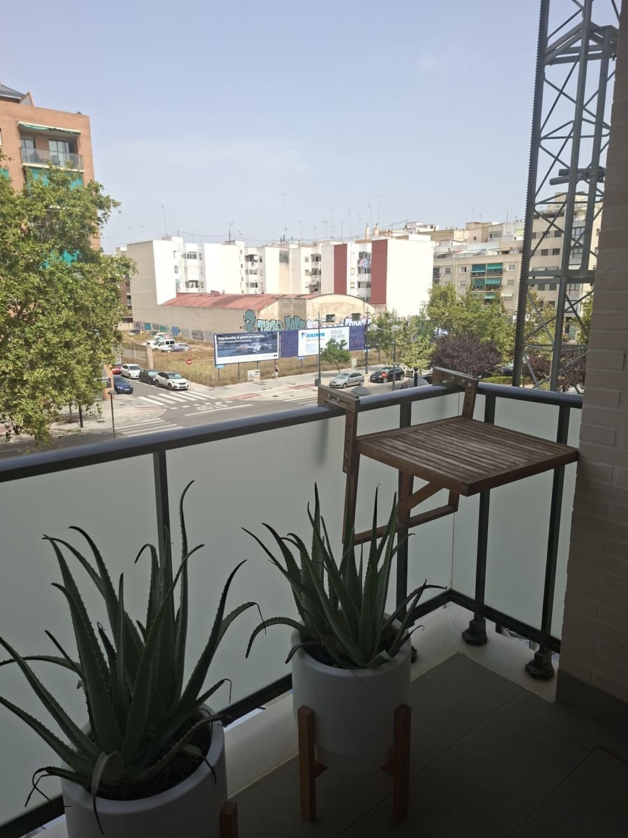 3 slaapkamer Appartement te huur in Valencia stad met garage - € 3.000 (Ref: 9970894)