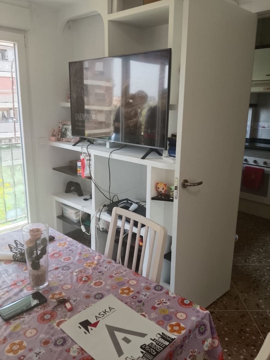 3 slaapkamer Appartement te koop in Valencia stad - € 198.000 (Ref: 9971428)