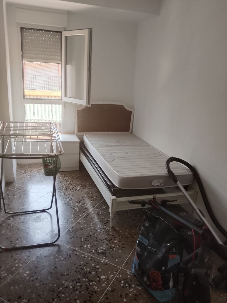 3 slaapkamer Appartement te koop in Valencia stad - € 198.000 (Ref: 9971428)