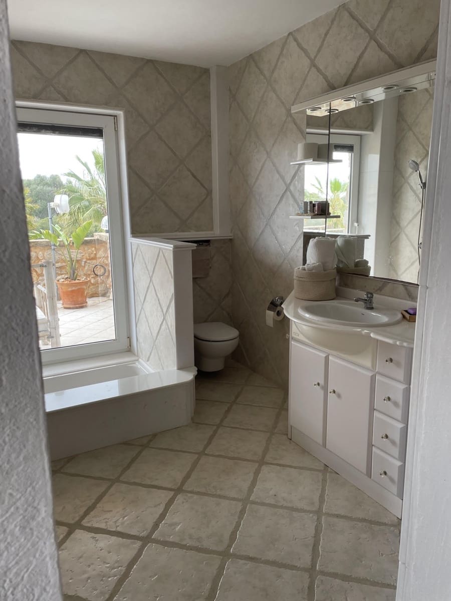 3 soveværelse Finca/Landehus til salg i Sa Coma med swimmingpool - € 1.333.000 (Ref: 9073798)