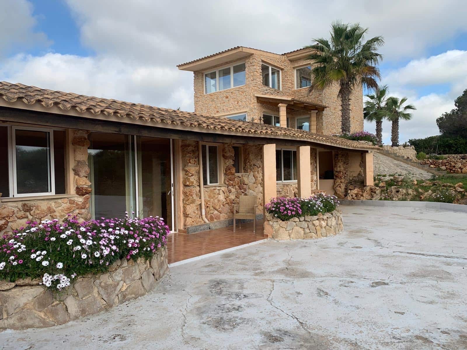 3 soveværelse Finca/Landehus til salg i Sa Coma med swimmingpool - € 1.333.000 (Ref: 9073798)