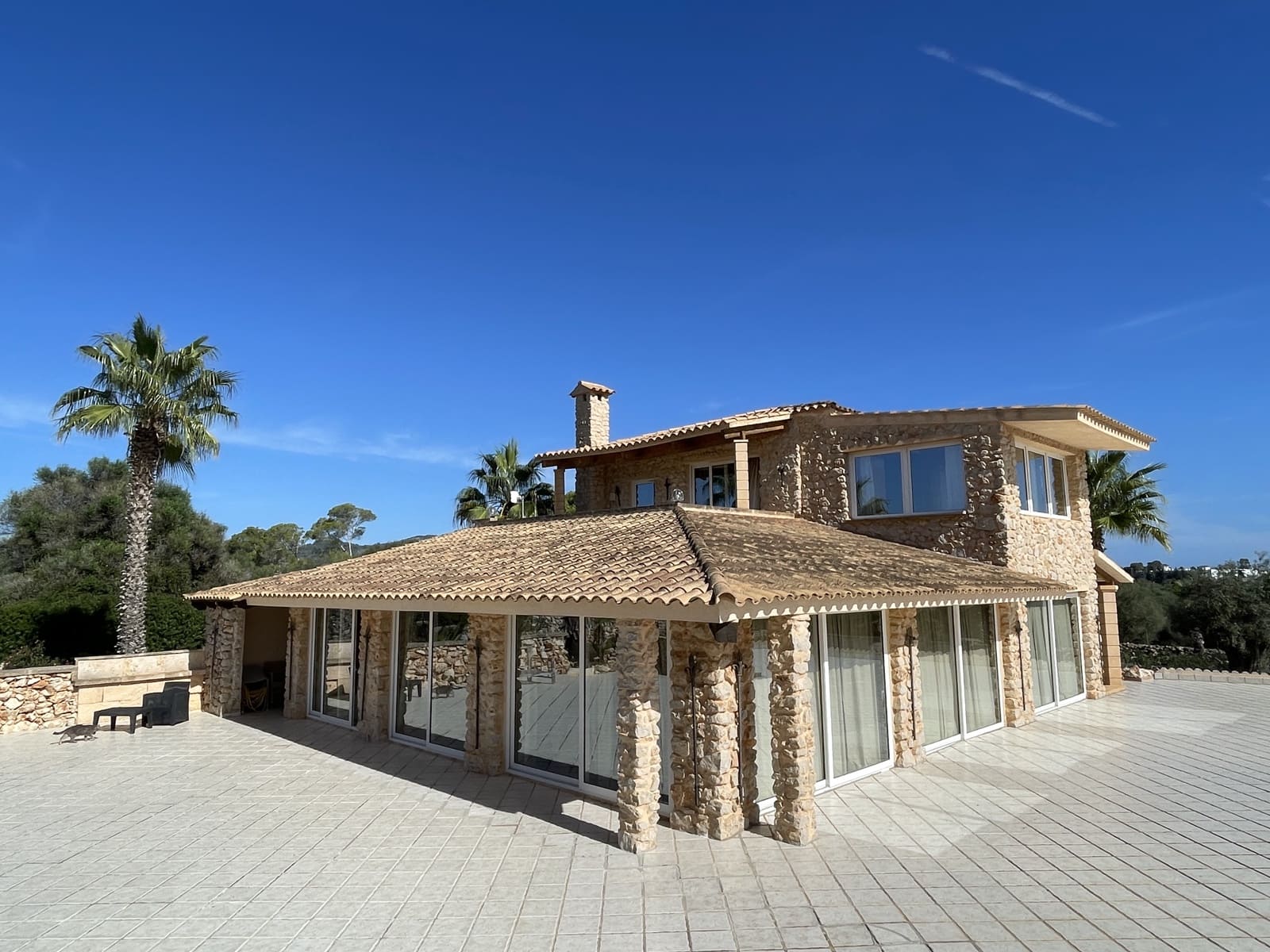 3 soveværelse Finca/Landehus til salg i Sa Coma med swimmingpool - € 1.333.000 (Ref: 9073798)