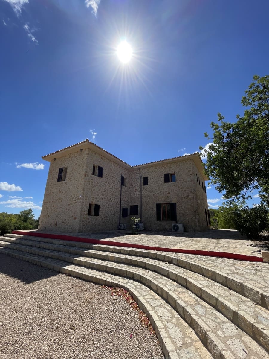 4 soverom Finca/Herregård til salgs i Porreres med svømmebasseng garasje - € 3 150 000 (Ref: 9205612)