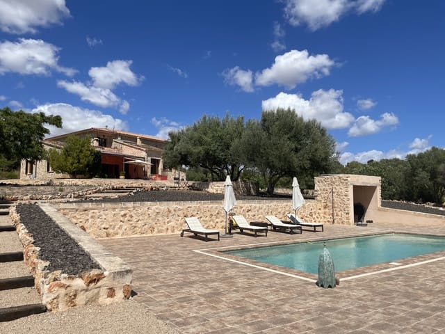 4 soverom Finca/Herregård til salgs i Porreres med svømmebasseng garasje - € 3 150 000 (Ref: 9205612)