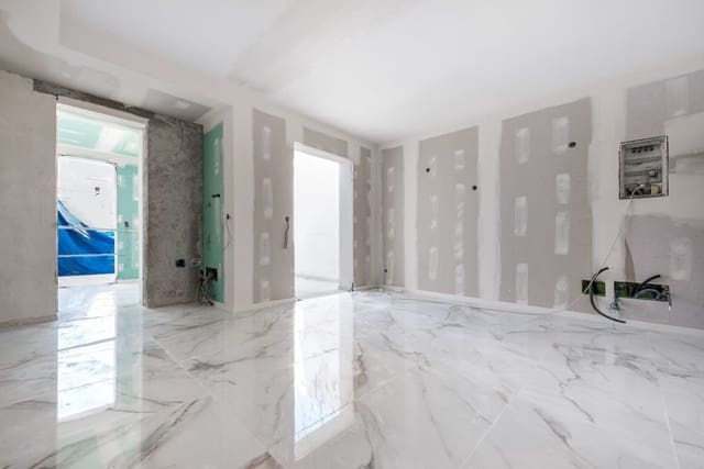 3 soveværelse Lejlighed til salg i Portocristo / Port de Manacor, Manacor - € 335.000 (Ref: 9298845)