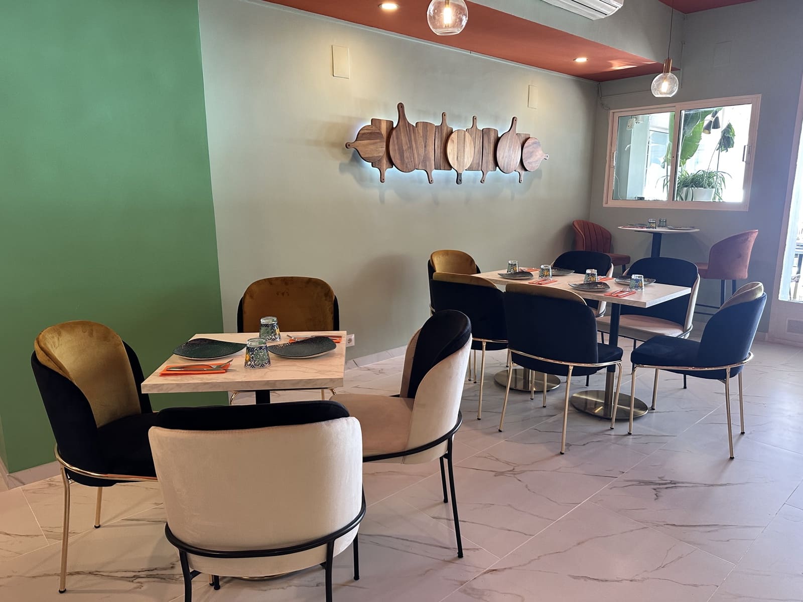 Azienda in vendita in Calpe / Calp - 175.000 € (Rif: 9072384)