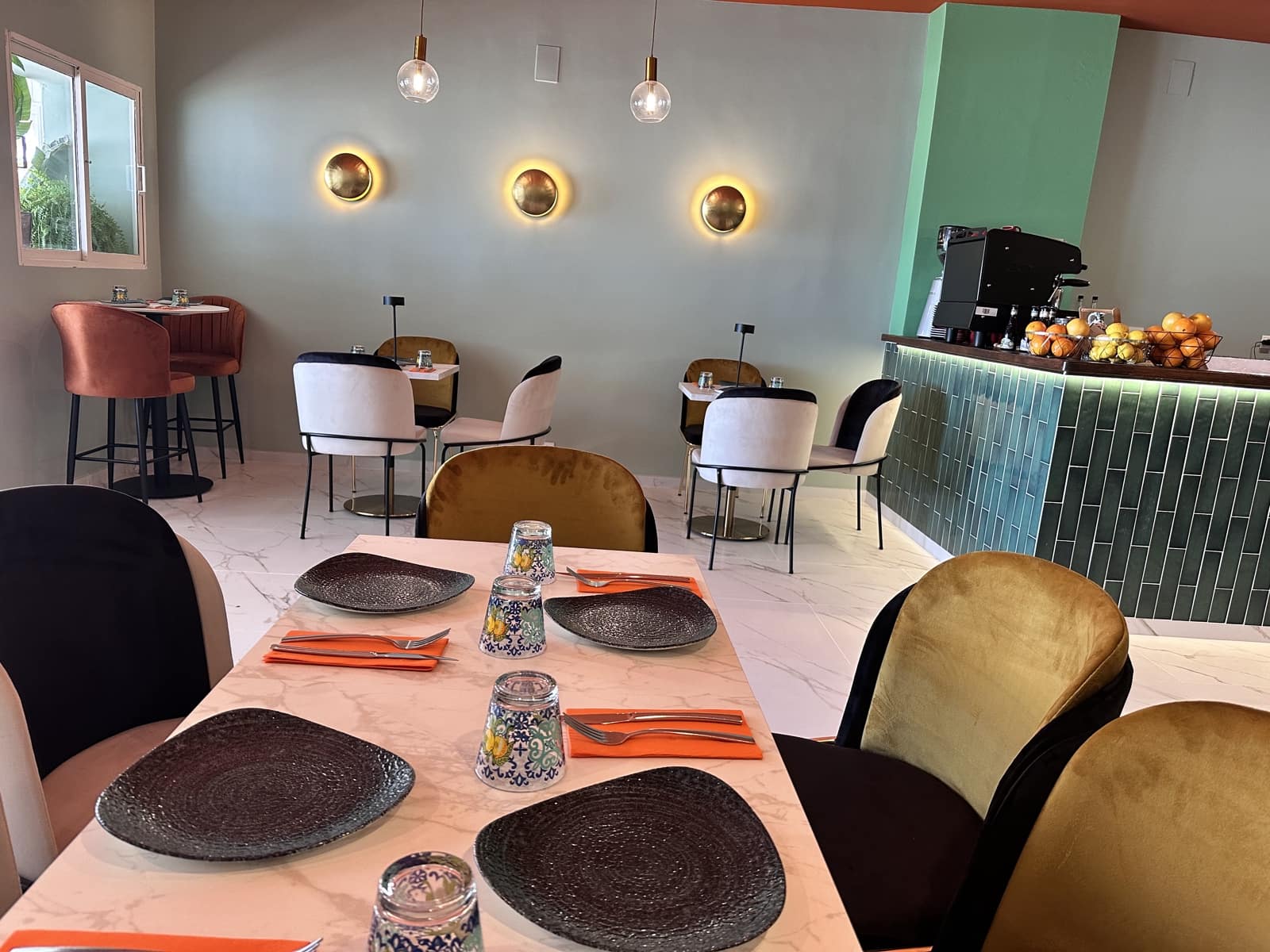 Azienda in vendita in Calpe / Calp - 175.000 € (Rif: 9072384)