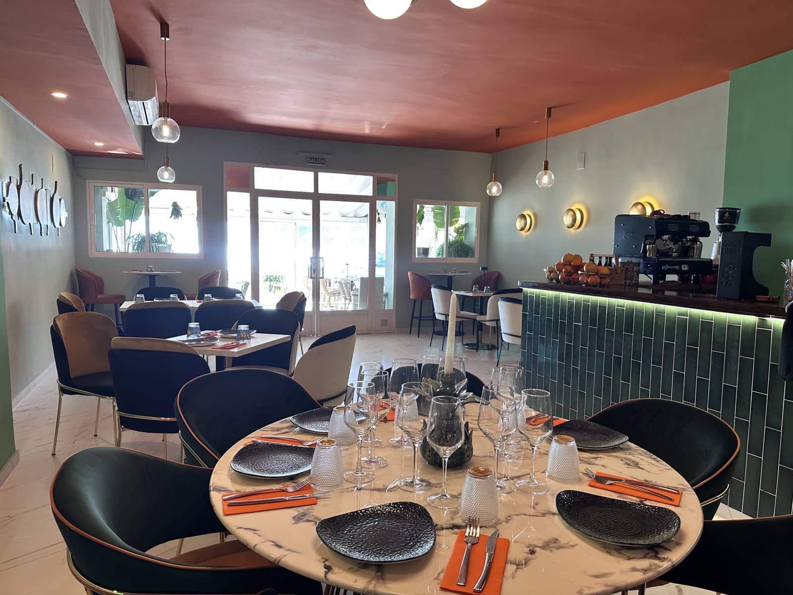 Azienda in vendita in Calpe / Calp - 175.000 € (Rif: 9072384)