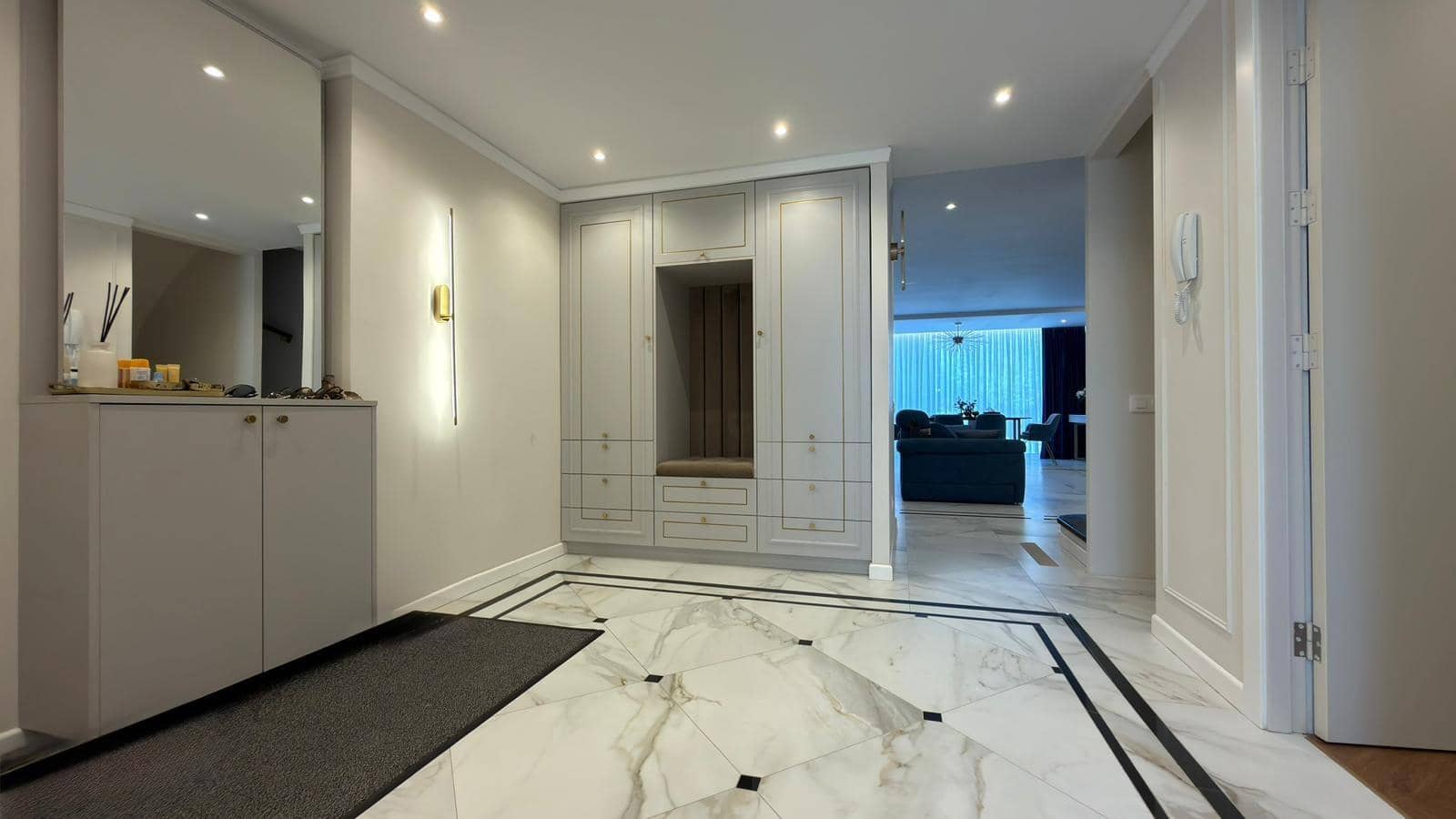5 chambre Villa/Maison à vendre à Playa de San Juan avec piscine garage - 950 000 € (Ref: 10019220)
